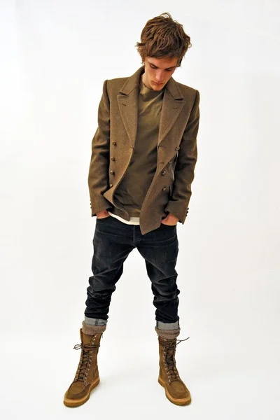Look 3